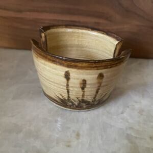 Art pottery vintage sponge holder